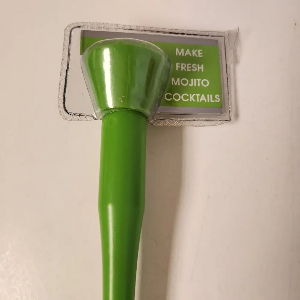 Bacardi Rum Bat Bottle Pourer Spout & Mojito Muddler Cocktails Drinks Bar Liquor